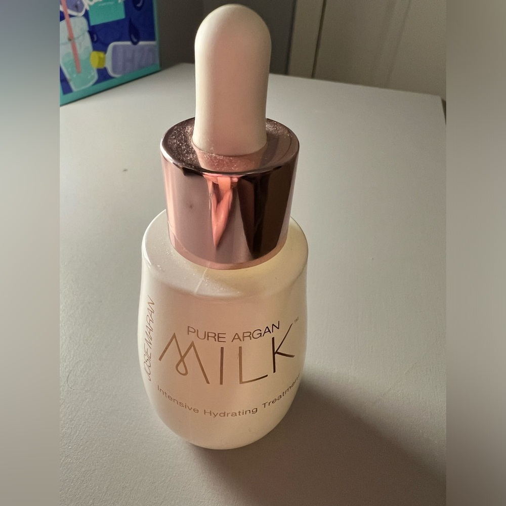 Josie Maran pure Argan milk intensive hydrating treatment